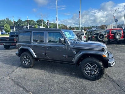 2025 Jeep Wrangler WRANGLER 4-DOOR SAHARA