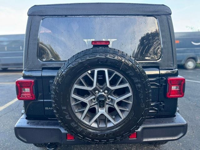 2025 Jeep Wrangler WRANGLER 4-DOOR SAHARA