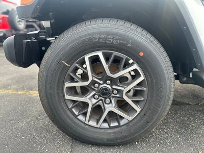 2025 Jeep Wrangler WRANGLER 4-DOOR SAHARA