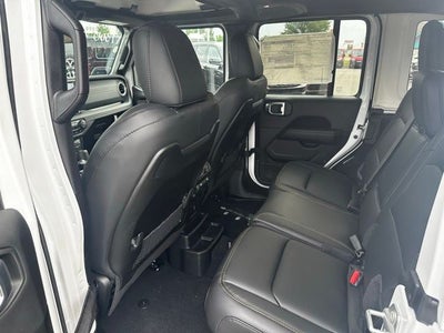 2025 Jeep Wrangler WRANGLER 4-DOOR SAHARA