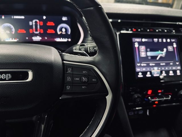 2022 Jeep Grand Cherokee Altitude 4x4