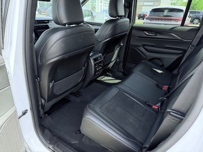 2025 Jeep Grand Cherokee Altitude 4x4