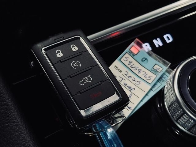 2025 Jeep Grand Cherokee Altitude 4x4