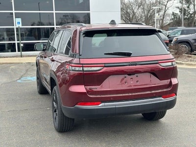 2026 Jeep Grand Cherokee GRAND CHEROKEE LAREDO ALTITUDE 4X4