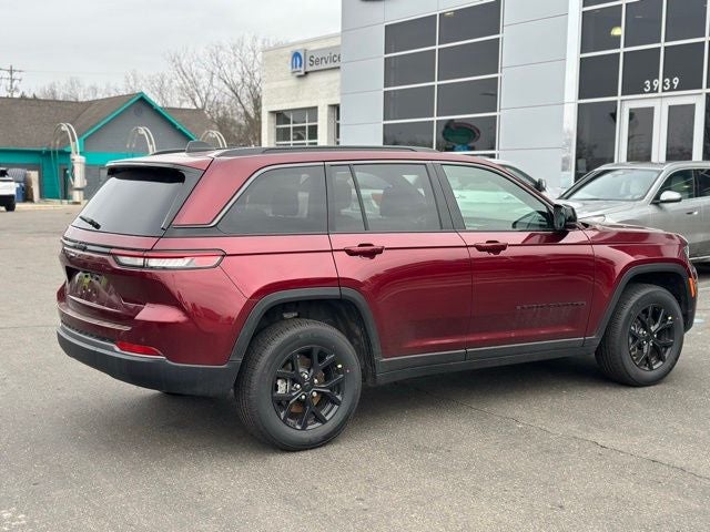 2026 Jeep Grand Cherokee GRAND CHEROKEE LAREDO ALTITUDE 4X4