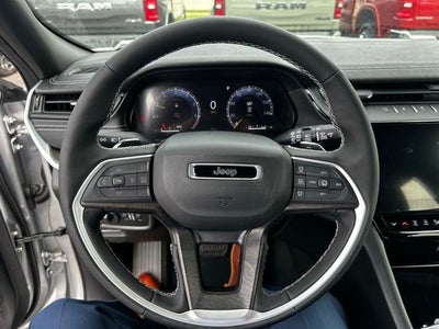 2026 Jeep Grand Cherokee GRAND CHEROKEE LAREDO ALTITUDE 4X4