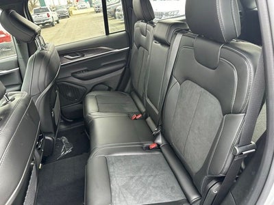 2026 Jeep Grand Cherokee GRAND CHEROKEE LAREDO ALTITUDE 4X4