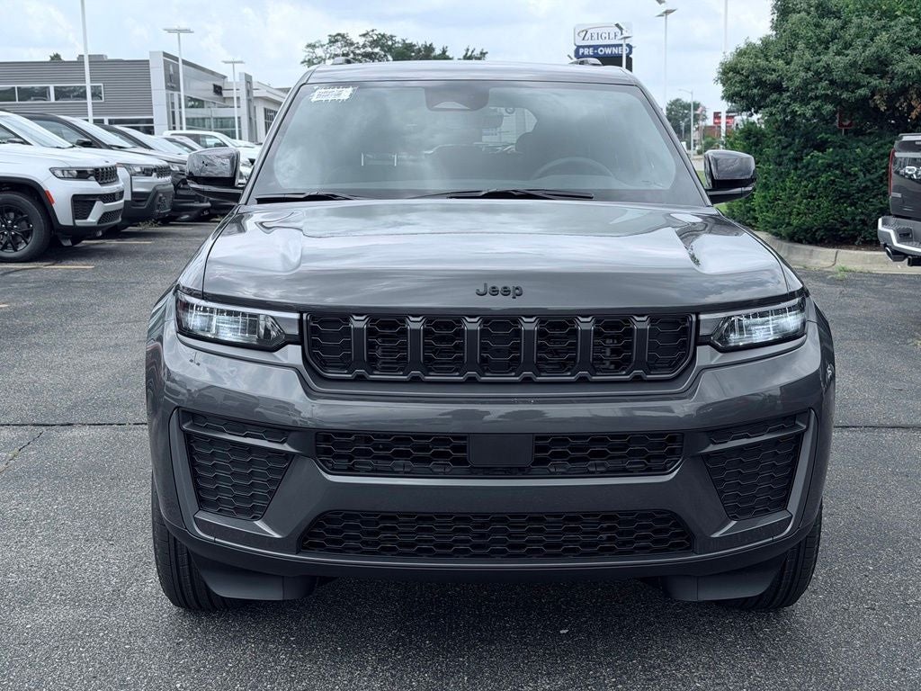2026 Jeep Grand Cherokee GRAND CHEROKEE LAREDO ALTITUDE 4X4