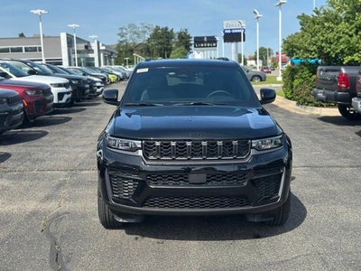 2026 Jeep Grand Cherokee GRAND CHEROKEE LAREDO ALTITUDE 4X4