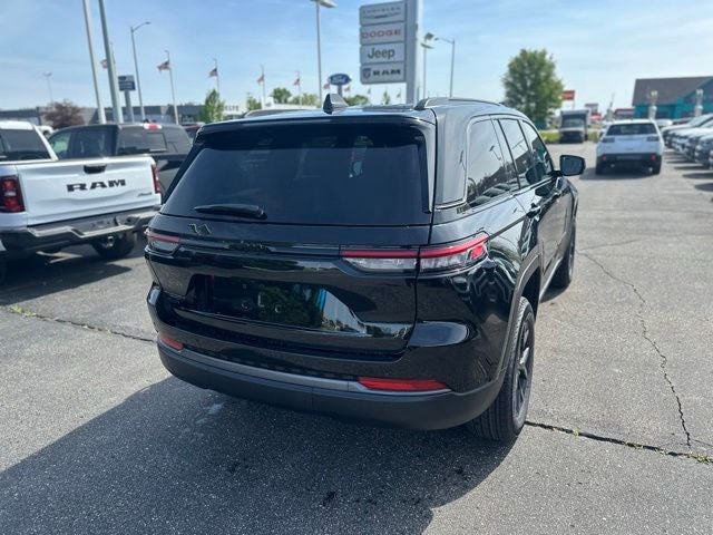 2026 Jeep Grand Cherokee GRAND CHEROKEE LAREDO ALTITUDE 4X4