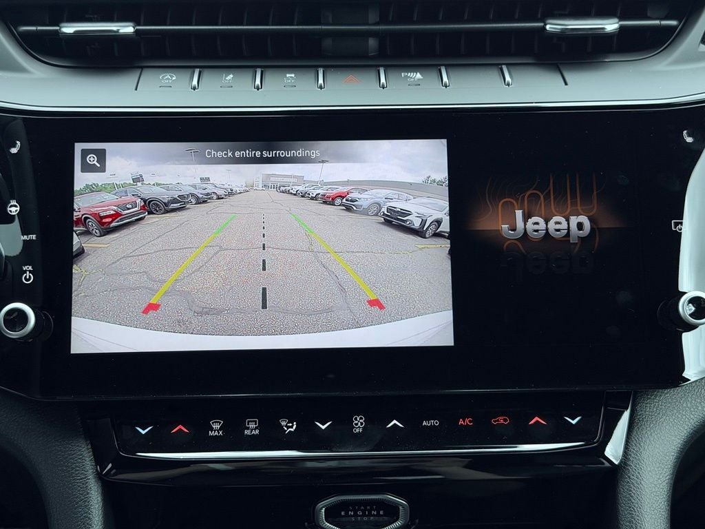 2026 Jeep Grand Cherokee GRAND CHEROKEE LAREDO ALTITUDE 4X4