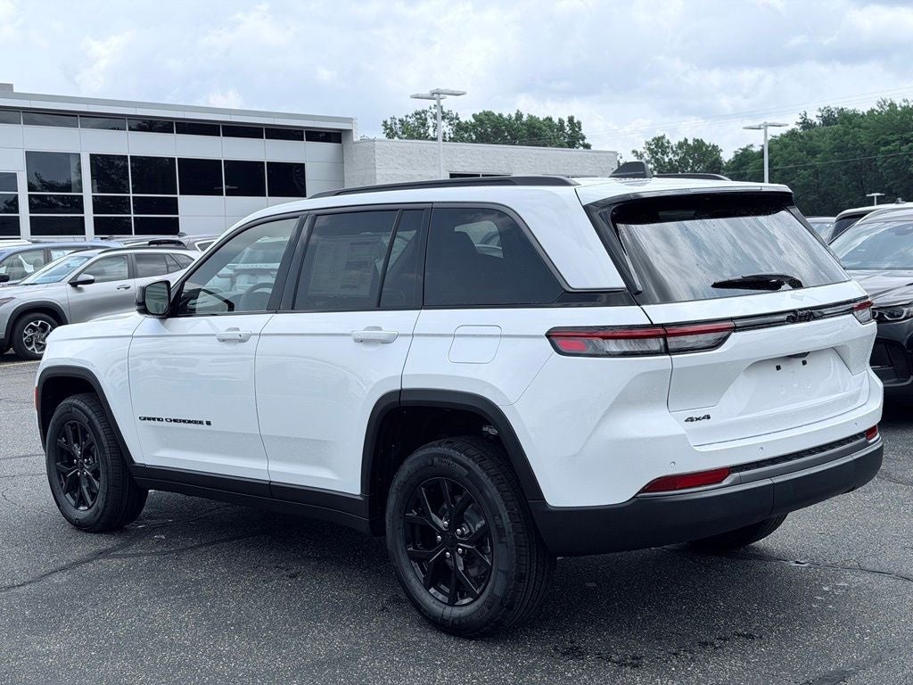 2026 Jeep Grand Cherokee GRAND CHEROKEE LAREDO ALTITUDE 4X4