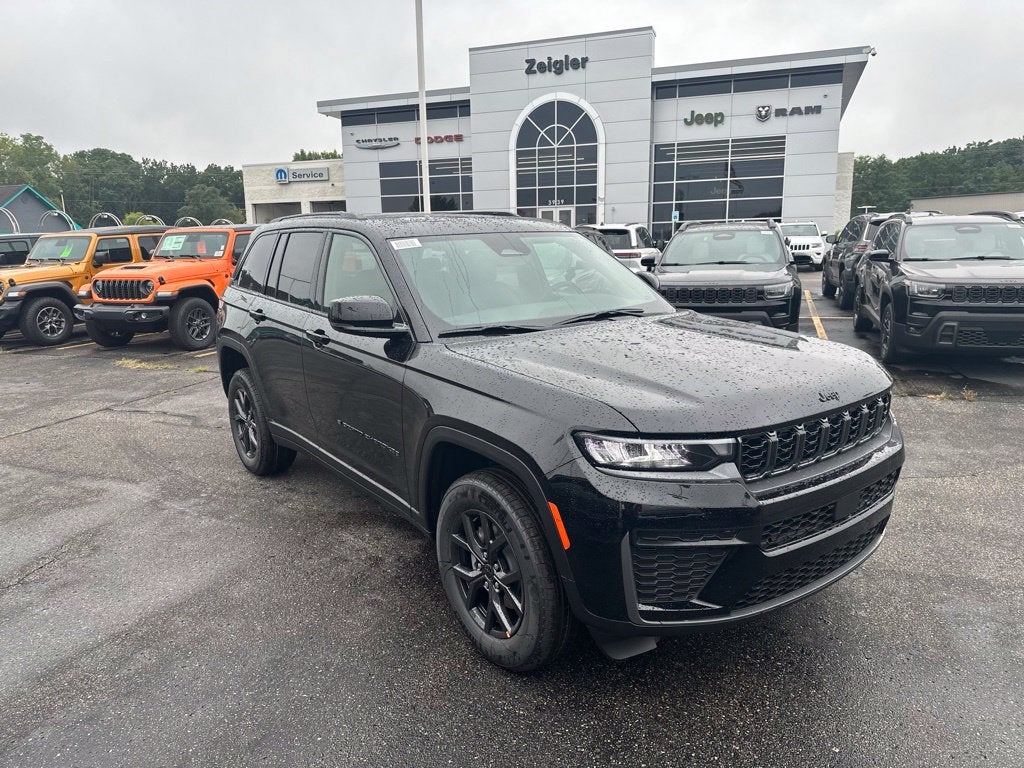 2027 Jeep Grand Cherokee Altitude