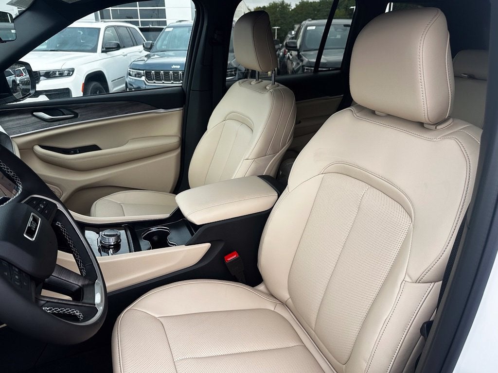 2027 Jeep Grand Cherokee Limited