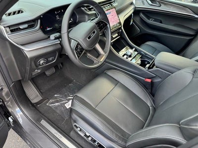 2025 Jeep Grand Cherokee GRAND CHEROKEE OVERLAND 4X4