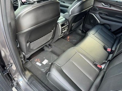 2025 Jeep Grand Cherokee GRAND CHEROKEE OVERLAND 4X4