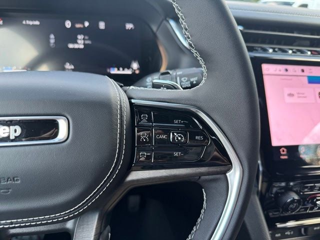 2025 Jeep Grand Cherokee GRAND CHEROKEE OVERLAND 4X4