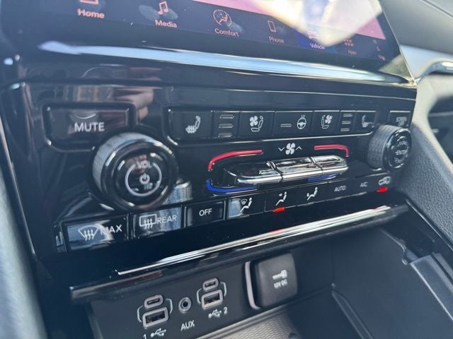 2025 Jeep Grand Cherokee GRAND CHEROKEE OVERLAND 4X4