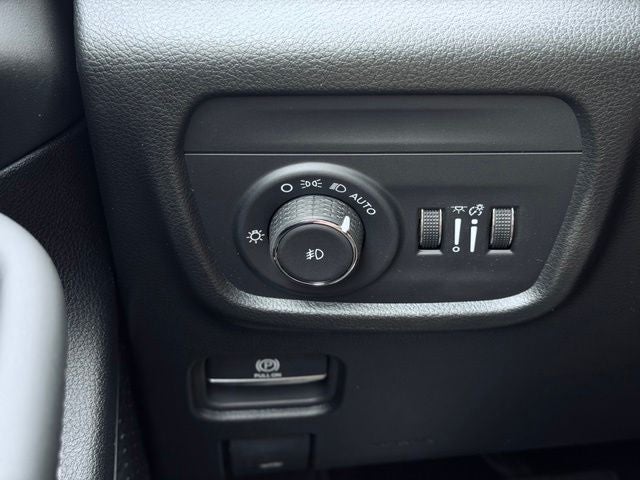 2025 Jeep Grand Cherokee Summit 4x4