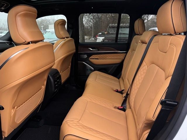 2025 Jeep Grand Cherokee GRAND CHEROKEE SUMMIT 4X4