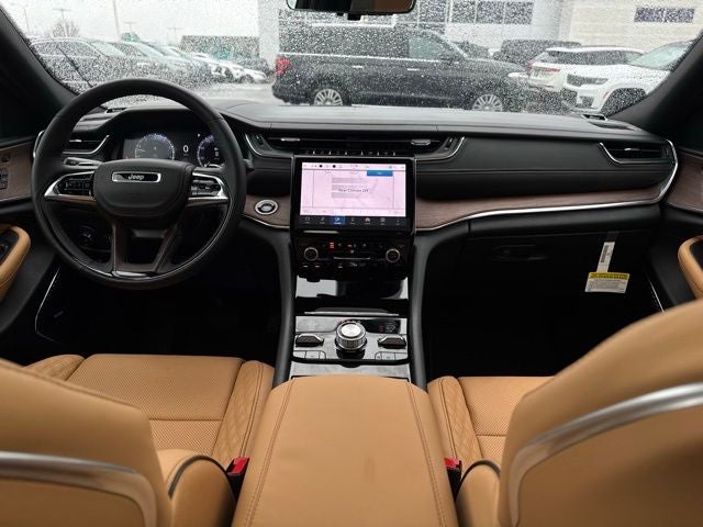 2025 Jeep Grand Cherokee GRAND CHEROKEE SUMMIT 4X4