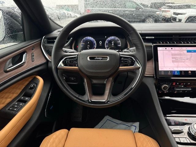 2025 Jeep Grand Cherokee GRAND CHEROKEE SUMMIT 4X4