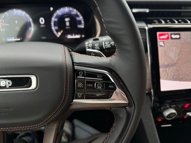 2025 Jeep Grand Cherokee GRAND CHEROKEE SUMMIT 4X4