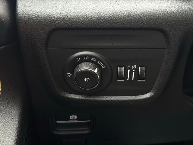 2025 Jeep Grand Cherokee GRAND CHEROKEE SUMMIT 4X4