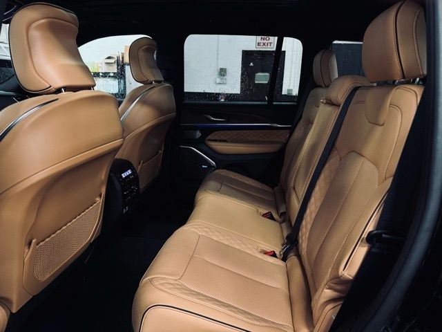 2025 Jeep Grand Cherokee GRAND CHEROKEE SUMMIT 4X4