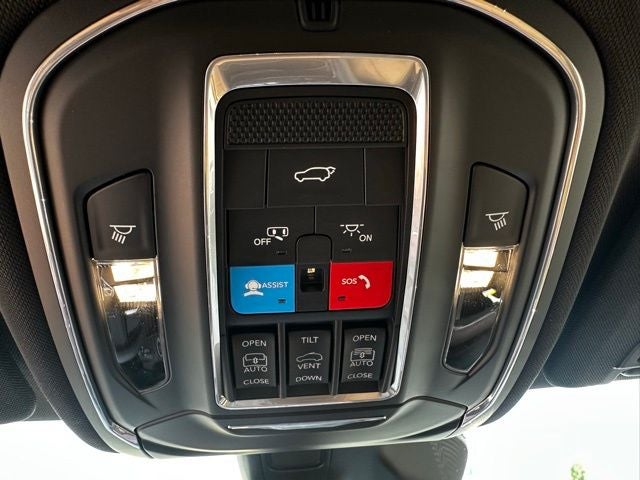 2025 Jeep Grand Cherokee GRAND CHEROKEE SUMMIT 4X4