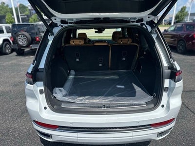 2025 Jeep Grand Cherokee GRAND CHEROKEE SUMMIT 4X4