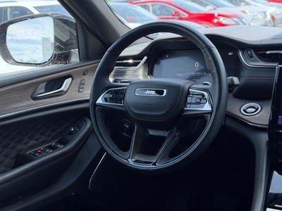 2025 Jeep Grand Cherokee Summit 4x4