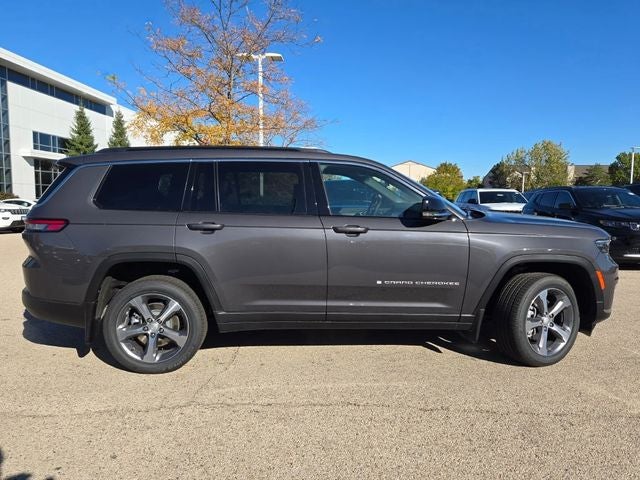 2025 Jeep Grand Cherokee L GRAND CHEROKEE L LIMITED 4X4