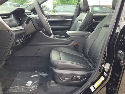 2025 Jeep Grand Cherokee L GRAND CHEROKEE L LIMITED 4X4