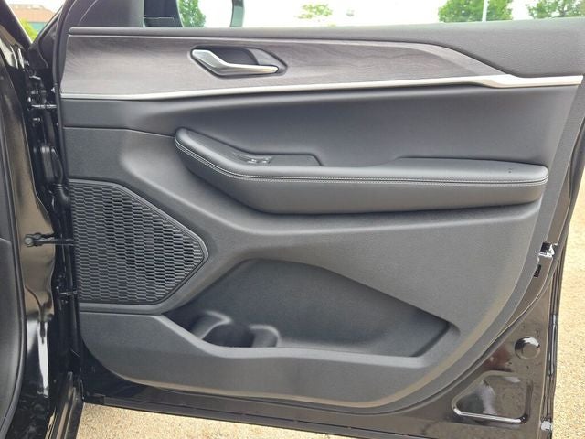 2025 Jeep Grand Cherokee L GRAND CHEROKEE L LIMITED 4X4