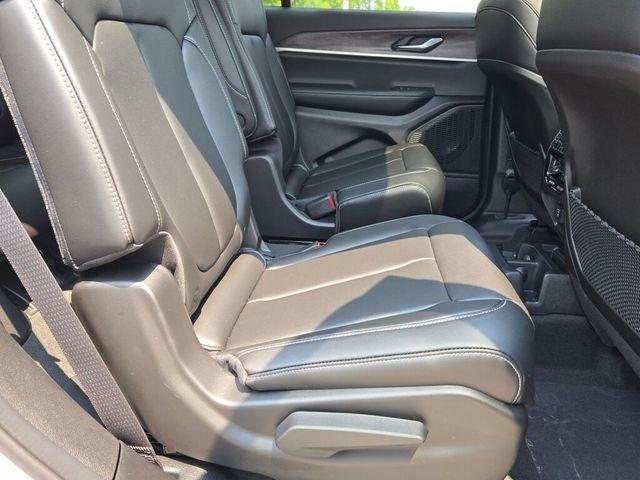 2025 Jeep Grand Cherokee L GRAND CHEROKEE L LIMITED 4X4