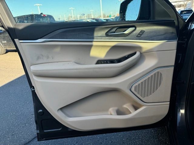 2025 Jeep Grand Cherokee L GRAND CHEROKEE L LIMITED 4X4