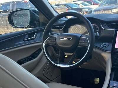 2025 Jeep Grand Cherokee L GRAND CHEROKEE L LIMITED 4X4