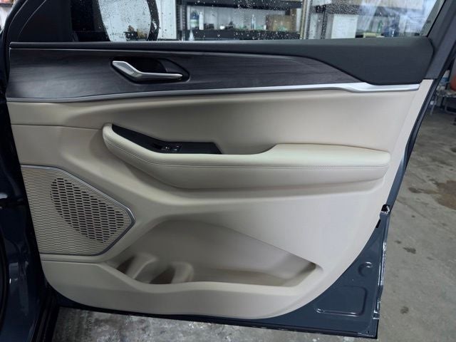 2026 Jeep Grand Cherokee L GRAND CHEROKEE L LIMITED 4X4