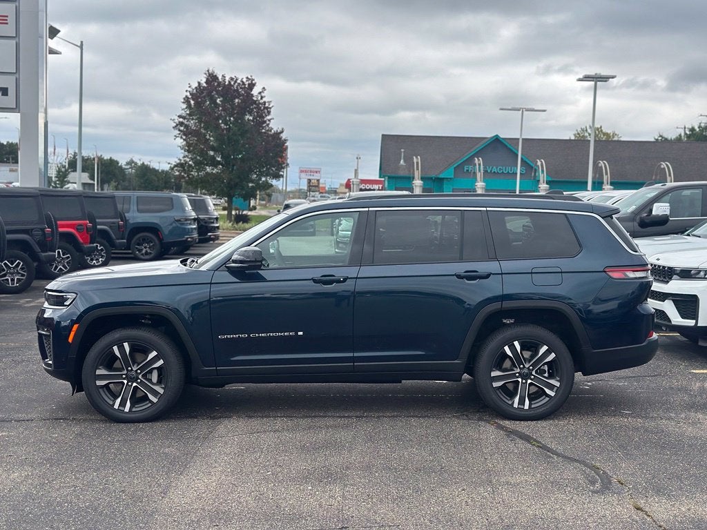 2027 Jeep Grand Cherokee L Limited