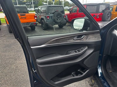 2027 Jeep Grand Cherokee L Limited