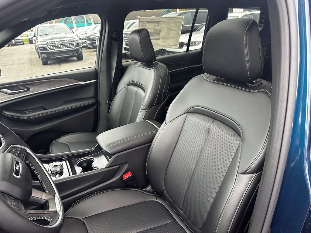 2027 Jeep Grand Cherokee L Limited