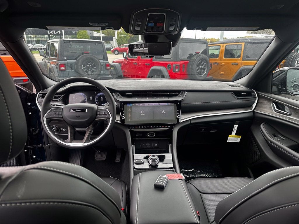 2027 Jeep Grand Cherokee L Limited