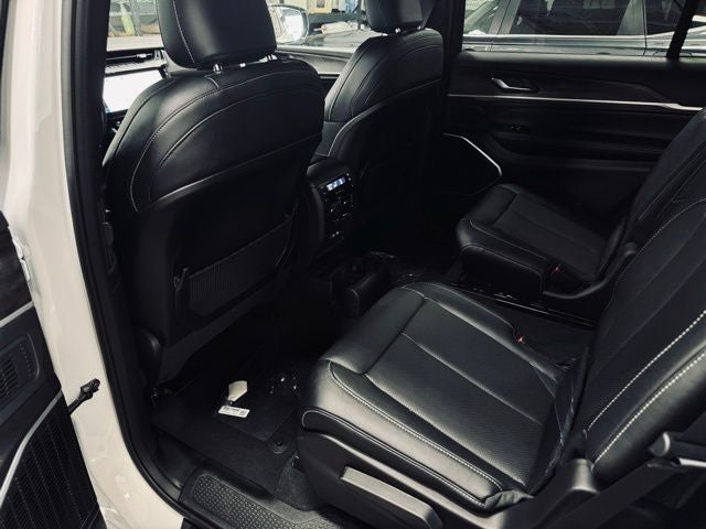 2026 Jeep Grand Cherokee L GRAND CHEROKEE L LIMITED RESERVE 4X4