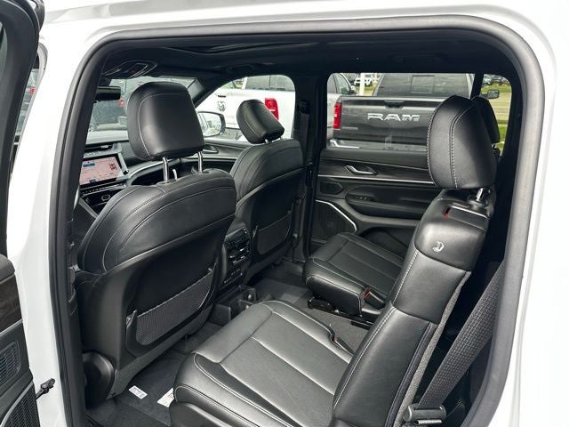 2026 Jeep Grand Cherokee L GRAND CHEROKEE L LIMITED RESERVE 4X4