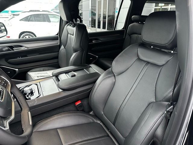 2026 Jeep Grand Wagoneer GRAND WAGONEER LIMITED ALTITUDE 4X4