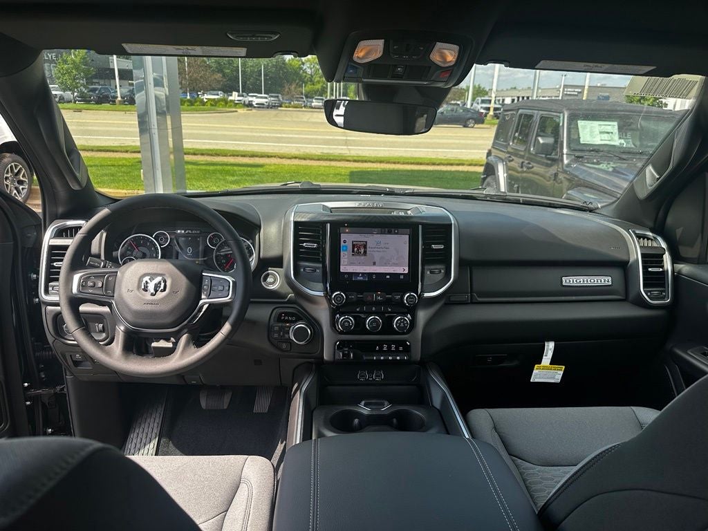2026 RAM 1500 RAM 1500 BIG HORN QUAD CAB 4X4 6'4' BOX