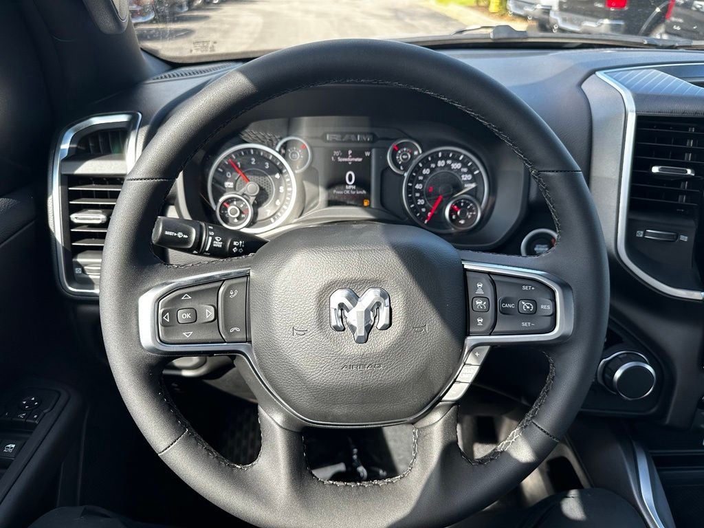 2027 RAM 1500 Big Horn/Lone Star