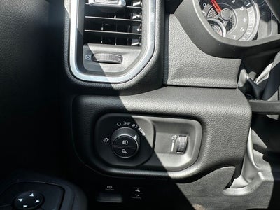 2027 RAM 1500 Big Horn/Lone Star
