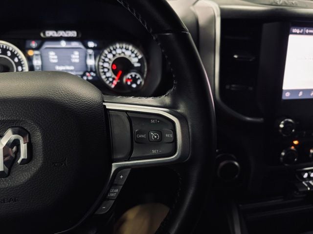 2022 RAM 1500 Big Horn Crew Cab 4x4 5'7' Box